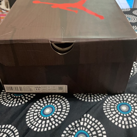 Jordan Retro 5’s (raging bull) - Picture 4 of 4